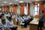 Встреча Ирины Анатольевны Левиной - директора колледжа со студентами I курса прошла в формате конструктивного диалога.