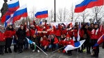 Добровольцы Свердловского областного медицинского колледжа сопровождали мероприятия Дня народного единства