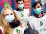 «Волонтеры Вакцинации» вышли в торговые центры и поликлиники свердловских городов