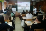 Студенты Свердловского областного медколледжа проводят для старшеклассников раннюю профориентацию