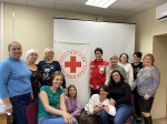 Красный Крест бесплатно обучил 43 соцработника и сиделок для ухода за маломобильными лицами