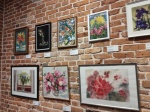 «Цветы милосердия»: Красный Крест открыл благотворительную выставку картин уральских художников